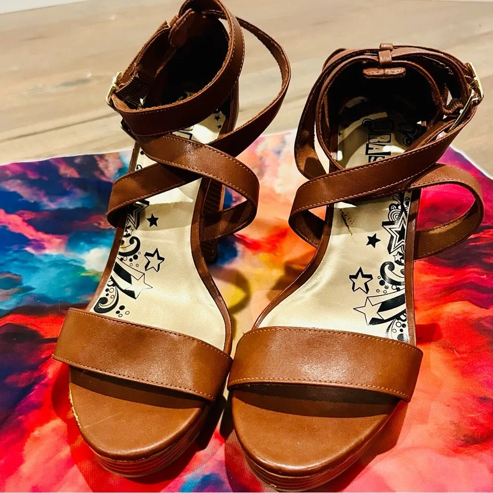 Brash Platform Sandals